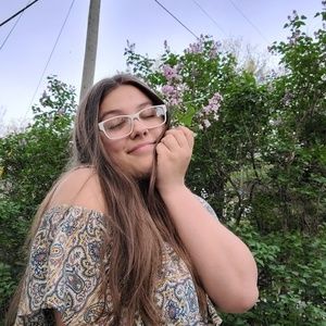 Meet your Posher, Karly jo